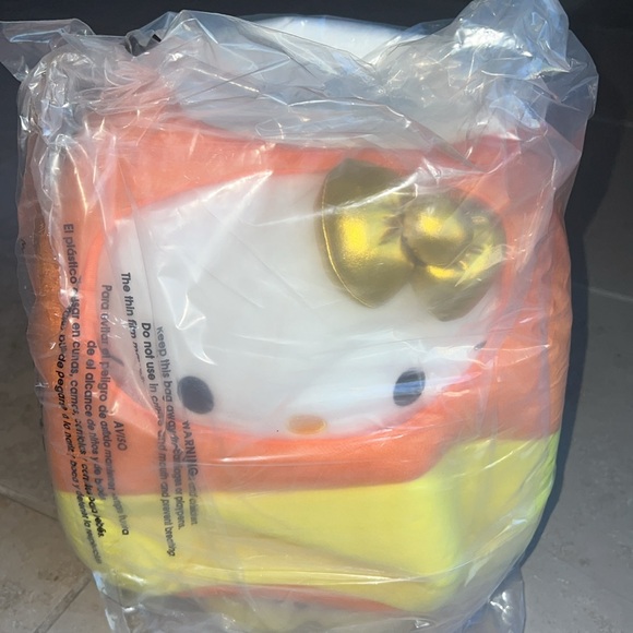 🎃HELLO KITTY CANDY CORN 13” PLUSH TOY - Picture 13 of 14